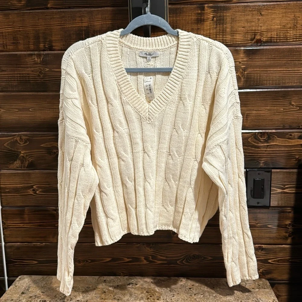 Madewell Sweater - Picture 1 of 12